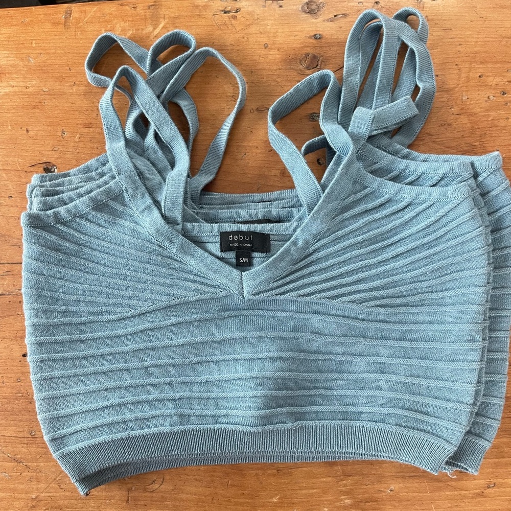 Blue Ribbed Knit‎ Crop Top - Picture 2 of 3